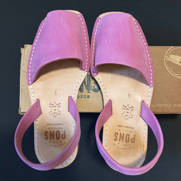 PONS Avarcas Classic Sandals - Picture 5 of 14